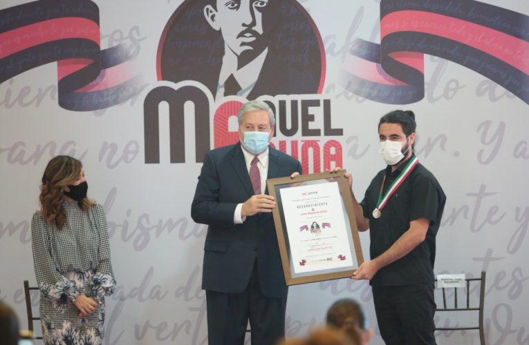 Entregan el Premio Internacional de Poesía en lengua española Manuel Acuña