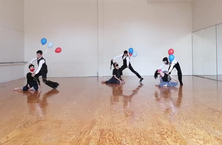 Egresa nueva generación de bailarines en danza contemporánea