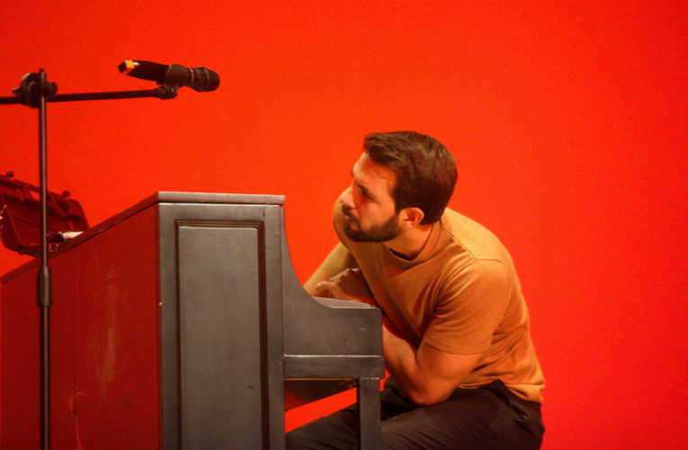 El pianista lagunero Fernando Manuel presentará “De vuelta a casa”