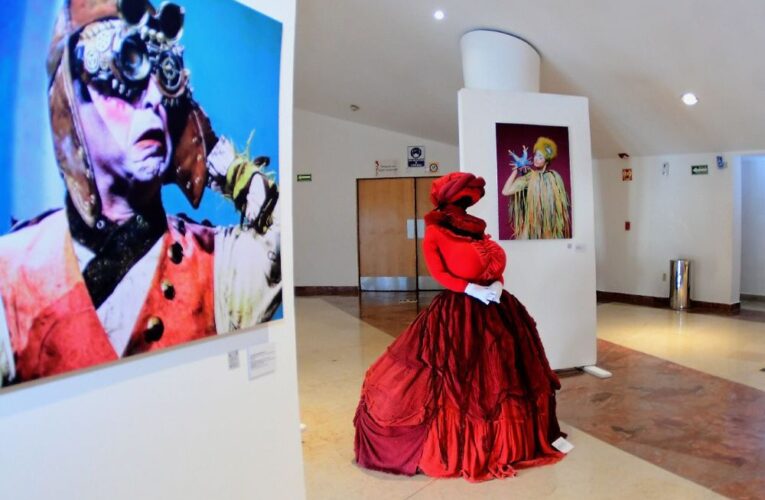 Inauguran exposición “Vestuario para la escena” en Torreón