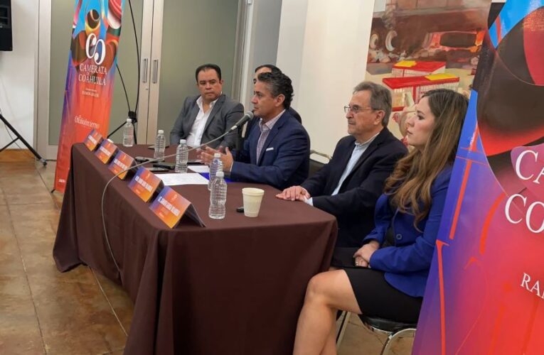Presentan nueva administración de Camerata de Coahuila