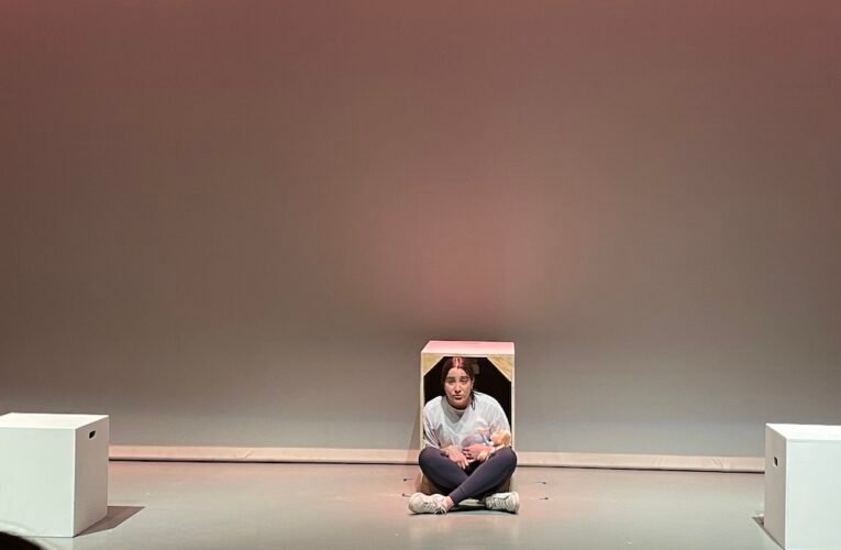 El monólogo “Mi mamá y yo” fue estrenado en el Teatro del CAT
